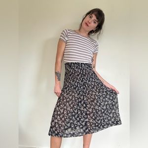 Vintage Compagnie Internationale Express floral midi skirt. Size large